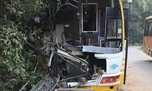 ಶಿವಮೊಗ್ಗ | ಹುಲಿಕಲ್ ಘಾಟಿಯಲ್ಲಿ ಖಾಸಗಿ ಬಸ್ ಅಪಘಾತ;  ಮಗು ಮೃತ್ಯು,ಹಲವರು ಗಂಭೀರ