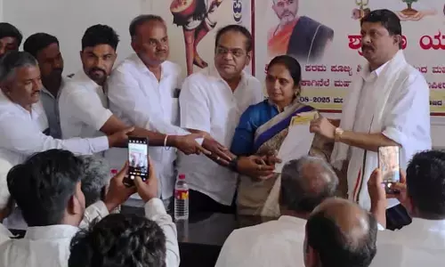 ಹರಪನಹಳ್ಳಿ | ವಿವಿಧ ಬೇಡಿಕೆಗಳ ಈಡೇರಿಕೆಗೆ ಕುರುಬ ಸಮಾಜದಿಂದ ಸಚಿವ ಬೈರತಿ ಸುರೇಶ್‌ಗೆ ಮನವಿ