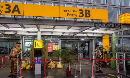 ಒಡಿಶಾ| ಇಬ್ಬರು ಬಾಂಗ್ಲಾ ಪ್ರಜೆಗಳಿಗೆ ವಿಮಾನನಿಲ್ದಾಣದಲ್ಲಿ ಕಿರುಕುಳ: ಭುವನೇಶ್ವರದ ಆಸ್ಪತ್ರೆಯಲ್ಲಿ ಚಿಕಿತ್ಸೆ ನಿರಾಕರಣೆ: ವರದಿ