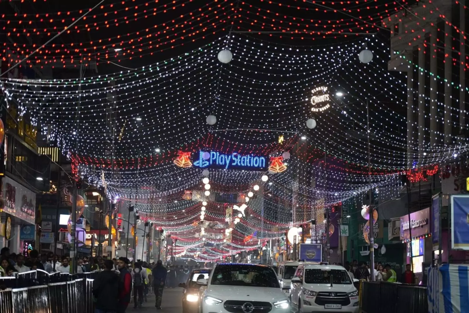 PHOTOS | ಬೆಂಗಳೂರಿನಲ್ಲಿ ಹೊಸ ವರ್ಷದ ಸಂಭ್ರಮಾಚರಣೆ