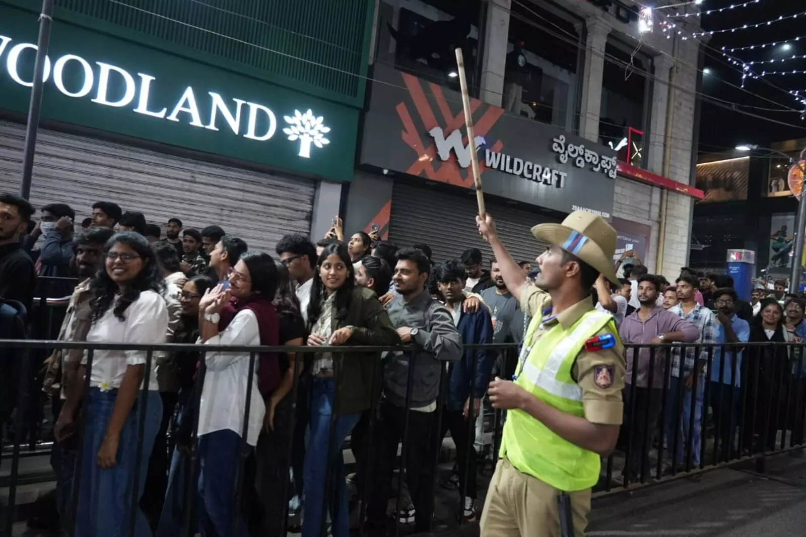 PHOTOS | ಬೆಂಗಳೂರಿನಲ್ಲಿ ಹೊಸ ವರ್ಷದ ಸಂಭ್ರಮಾಚರಣೆ