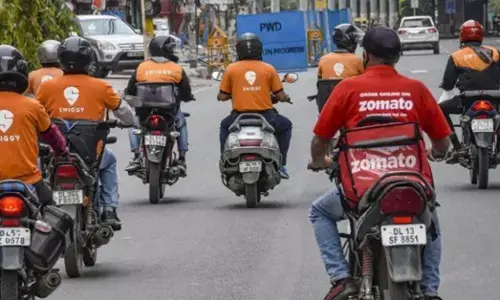 ಗಿಗ್ ಕಾರ್ಮಿಕರ ಐಡಿಗಳನ್ನು ನಿರ್ಬಂಧಿಸಿದ ವಿತರಣಾ ಪ್ಲಾಟ್‌ ಫಾರ್ಮ್‌ ಗಳು!