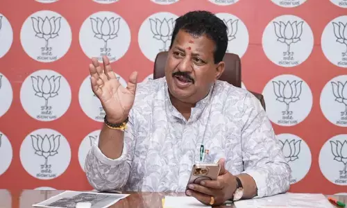 ‘ಕೋಗಿಲು ಪ್ರಕರಣ’ ಮನೆ ಕೊಟ್ಟರೆ ಕೋರ್ಟ್‍ನಲ್ಲಿ ಪ್ರಶ್ನೆ, ರಾಜ್ಯಪಾಲರಿಗೆ ದೂರು : ಬಿಜೆಪಿ