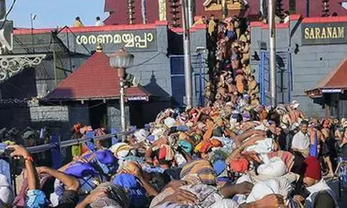 ಶಬರಿಮಲೆ ದೇಗುಲದಲ್ಲಿನ ಕಲಾಕೃತಿಗಳಿಂದ ಇನ್ನೂ ಹೆಚ್ಚು ಪ್ರಮಾಣದ ಚಿನ್ನ ಕಾಣೆಯಾಗಿದೆ: ನ್ಯಾಯಾಲಯಕ್ಕೆ SIT ಮಾಹಿತಿ