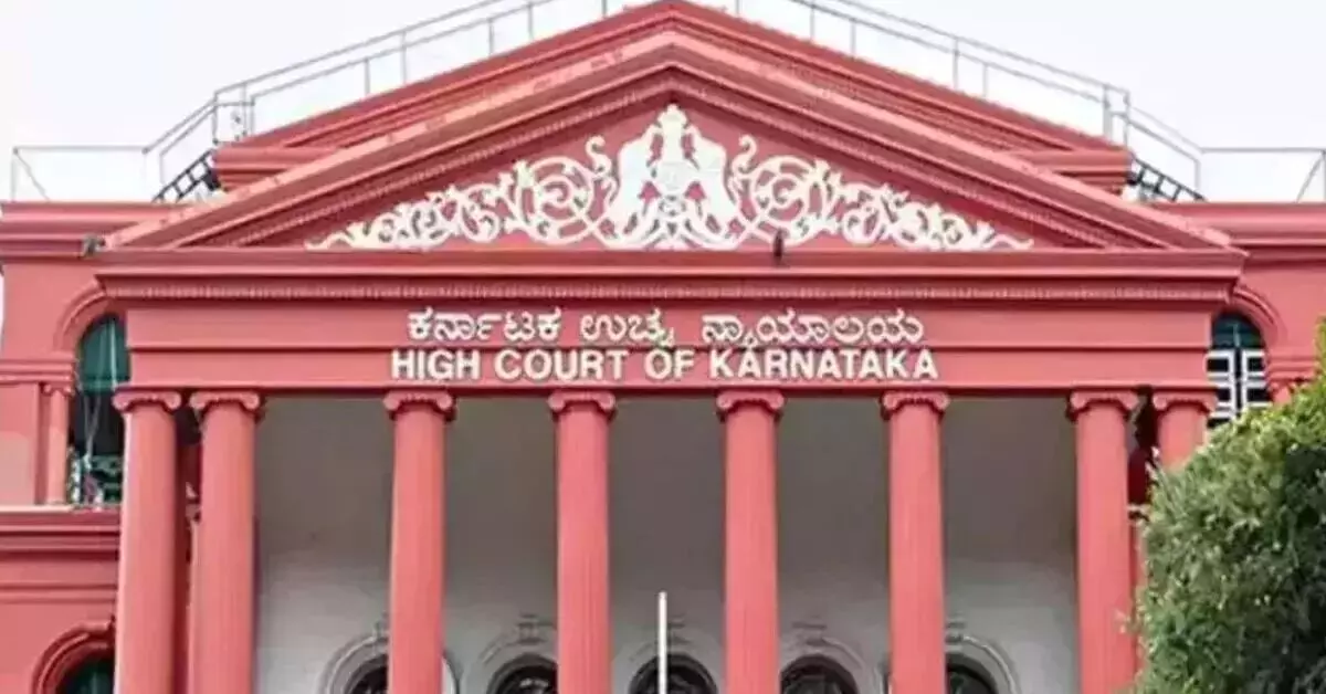 ಅನಧಿಕೃತವಾಗಿ ಉದ್ಯೋಗಕ್ಕೆ ಗೈರಾಗುವುದು ದುರ್ನಡತೆ : ಬಿಎಂಟಿಸಿ ಟ್ರೈನಿ ಚಾಲಕನ ವಜಾ ಆದೇಶ ಎತ್ತಿಹಿಡಿದ ಹೈಕೋರ್ಟ್ ಅನಧಿಕೃತವಾಗಿ ಉದ್ಯೋಗಕ್ಕೆ ಗೈರಾಗುವುದು ದುರ್ನಡತೆ : ಬಿಎಂಟಿಸಿ ಟ್ರೈನಿ ಚಾಲಕನ ವಜಾ ಆದೇಶ ಎತ್ತಿಹಿಡಿದ ಹೈಕೋರ್ಟ್