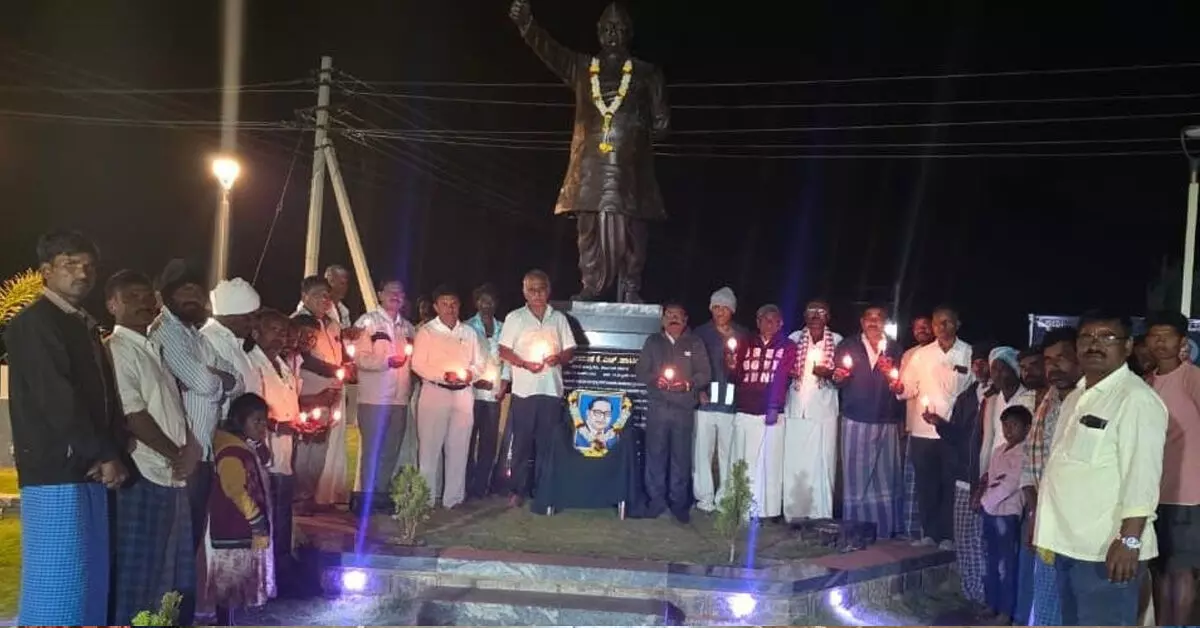 ಕುಕನೂರು | ಮಹಾರ್ ಸೈನಿಕರ ಶೌರ್ಯದ ಸ್ಮರಣಾರ್ಥ ಭೀಮಾ ಕೋರೆಗಾಂವ್ ವಿಜಯೋತ್ಸವ: ಸುರೇಶ ಭೂಮರಡ್ಡಿ ಕುಕನೂರು | ಮಹಾರ್ ಸೈನಿಕರ ಶೌರ್ಯದ ಸ್ಮರಣಾರ್ಥ ಭೀಮಾ ಕೋರೆಗಾಂವ್ ವಿಜಯೋತ್ಸವ: ಸುರೇಶ ಭೂಮರಡ್ಡಿ