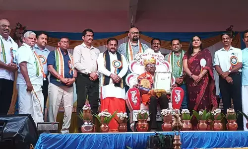 ಹಿರಿಯ ಪತ್ರಕತ೯ ಧನಂಜಯ ಮೂಡುಬಿದಿರೆಗೆ ಸ್ಪೂತಿ೯ರತ್ನ ಪ್ರಶಸ್ತಿ ಪ್ರದಾನ