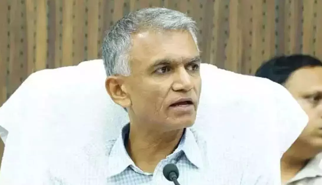 ಭೂ ದಾಖಲೆಗಳಲ್ಲಿ ಸುಳ್ಳು ದಾಖಲೆ ಸೃಷ್ಟಿ ತಡೆಯಲು ಡಿಜಿಟಲೀಕರಣ ಮಹತ್ವದ ಹೆಜ್ಜೆ : ಕೃಷ್ಣ ಬೈರೇಗೌಡ ಭೂ ದಾಖಲೆಗಳಲ್ಲಿ ಸುಳ್ಳು ದಾಖಲೆ ಸೃಷ್ಟಿ ತಡೆಯಲು ಡಿಜಿಟಲೀಕರಣ ಮಹತ್ವದ ಹೆಜ್ಜೆ : ಕೃಷ್ಣ ಬೈರೇಗೌಡ