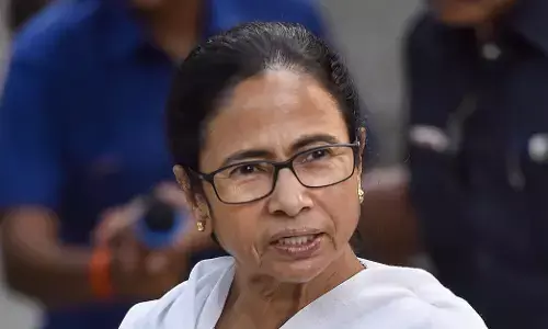 ‘ನಿರಂಕುಶ’ SIR ವಿರುದ್ಧ ಕೋರ್ಟ್ ಮೆಟ್ಟಿಲೇರಲು ಮಮತಾ ಬ್ಯಾನರ್ಜಿ ಸಜ್ಜು