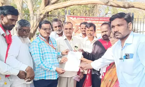 ಬೀದರ್ | ವಿಬಿ-ಜಿ ರಾಮ್ ಜಿ ಯೋಜನೆ ಹಿಂಪಡೆಯಲು ಆಗ್ರಹಿಸಿ ಪ್ರತಿಭಟನೆ