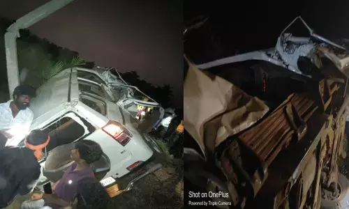 Chitradurga | ಮರಕ್ಕೆ ಬೊಲೆರೊ ವಾಹನ ಢಿಕ್ಕಿ; ನಾಲ್ವರು ಕಾರ್ಮಿಕರು ಮೃತ್ಯು