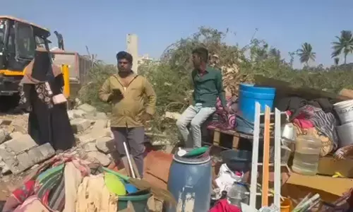 Bengaluru | ಸರಾಯಿಪಾಳ್ಯದಲ್ಲಿ ಬುಲ್ಡೋಝರ್ ಕಾರ್ಯಾಚರಣೆ ನಡೆಸಿ ಮನೆಗಳನ್ನು ಕೆಡವಿದ ಬಿಡಿಎ