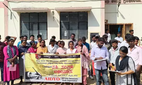 ಯಾದಗಿರಿ | ಖಾಲಿ ಹುದ್ದೆಗಳ ಭರ್ತಿಗೆ ಆಗ್ರಹಿಸಿ ಎಐಡಿವೈಓ ವತಿಯಿಂದ ಸಹಿ ಸಂಗ್ರಹ ಅಭಿಯಾನ