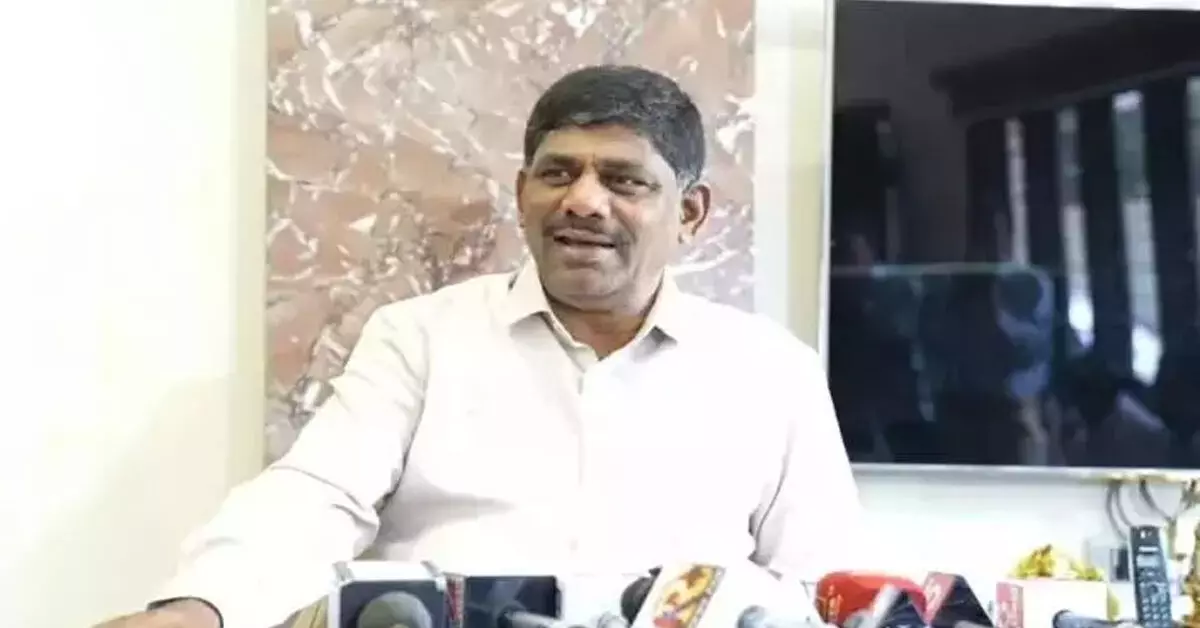 ಕುಮಾರಸ್ವಾಮಿ ಅನಗತ್ಯ ಮಾತು ಬಿಟ್ಟು ಎಚ್ಎಂಟಿಯವರಿಗೆ ನ್ಯಾಯ ಕೊಡಿಸಲಿ: ಡಿ.ಕೆ.ಸುರೇಶ್ ತಿರುಗೇಟು ಕುಮಾರಸ್ವಾಮಿ ಅನಗತ್ಯ ಮಾತು ಬಿಟ್ಟು ಎಚ್ಎಂಟಿಯವರಿಗೆ ನ್ಯಾಯ ಕೊಡಿಸಲಿ: ಡಿ.ಕೆ.ಸುರೇಶ್ ತಿರುಗೇಟು