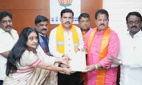 ಕೋಗಿಲು ಪ್ರಕರಣ | ಬಿಜೆಪಿ ರಾಜ್ಯಾಧ್ಯಕ್ಷ ಬಿ.ವೈ.ವಿಜಯೇಂದ್ರಗೆ ವರದಿ ಸಲ್ಲಿಸಿದ ಸತ್ಯಶೋಧನಾ ತಂಡ