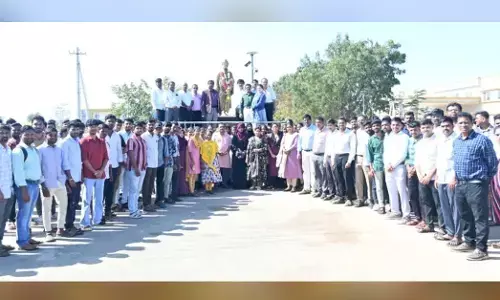 ಬಳ್ಳಾರಿ | ವಿವೇಕಾನಂದರು ಇಡೀ ವಿಶ್ವಕ್ಕೆ ಮಾದರಿ: ಪ್ರೊ.ರಾಬರ್ಟ್ ಜೋಸ್