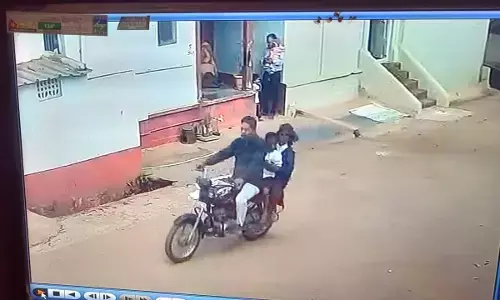 ಧಾರವಾಡದಿಂದ ಇಬ್ಬರು ಶಾಲಾ ಮಕ್ಕಳ ಅಪಹರಣ: ಉತ್ತರ ಕನ್ನಡ ಜಿಲ್ಲೆಯಲ್ಲಿ ಆರೋಪಿಯ ಬಂಧನ