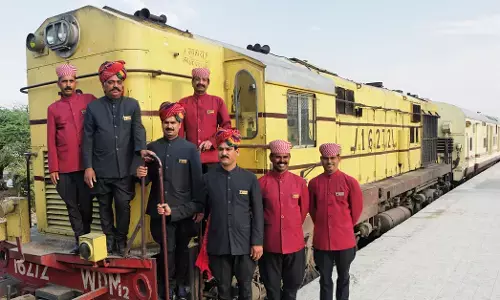 ರೈಲ್ವೆ ಸಮವಸ್ತ್ರ ‘ಬಂದ್‌ ಗಲಾ’ ಕೈಬಿಡಲು ಕೇಂದ್ರ ನಿರ್ಧಾರ; ಅದರ ಇತಿಹಾಸವೇನು?