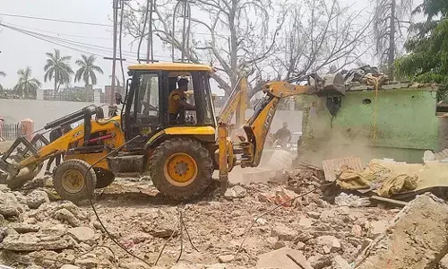 Madhya Pradesh| ಖಾಸಗಿ ಶಾಲೆಯನ್ನು ಅನಧಿಕೃತ ಮದರಸಾ ಎಂದು ಸುಳ್ಳು ಪ್ರಚಾರ: ಸ್ಥಳೀಯ ಆಡಳಿತದಿಂದ ಧ್ವಂಸ