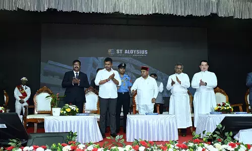 ವಿದ್ಯಾರ್ಥಿಗಳು ವಿಧೇಯತೆ ಮೈಗೂಡಿಸಿಕೊಳ್ಳಬೇಕು: ರಾಜ್ಯಪಾಲ ಗೆಹ್ಲೋಟ್