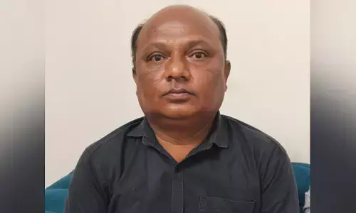 ಕಲಬುರಗಿ | ಲಂಚ ಸ್ವೀಕರಿಸುತ್ತಿದ್ದ ವೇಳೆ ಲೋಕಾಯುಕ್ತ ಬಲೆಗೆ ಬಿದ್ದ ಎಫ್‌ಡಿಎ ಸಿಬ್ಬಂದಿ