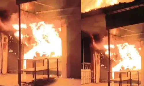 ಮಾನ್ವಿ | ಪೇಂಟ್ ಅಂಗಡಿಯಲ್ಲಿ ಅಗ್ನಿ ಅವಘಡ : ಅಪಾರ ನಷ್ಟ