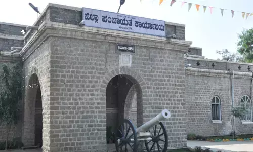 ಇ-ಆಫೀಸ್ ಬಳಕೆಯಲ್ಲಿ ರಾಜ್ಯದಲ್ಲಿಯೇ ಕಲಬುರಗಿ ನಂಬರ್ ವನ್ : ಸಚಿವ ಪ್ರಿಯಾಂಕ್ ಖರ್ಗೆ