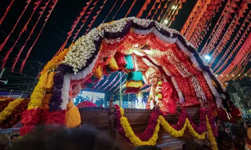 ಶಿರೂರು ಪರ್ಯಾಯ ಮಹೋತ್ಸವ: ವೈಭವದ ಶೋಭಯಾತ್ರೆ