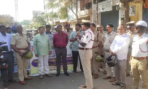 ವಿಜಯನಗರ | ರಸ್ತೆ ನಿಯಮ ಪಾಲನೆ ದಂಡಕ್ಕಾಗಿ ಅಲ್ಲ, ಜೀವದ ರಕ್ಷಣೆಗಾಗಿ ಇರಲಿ : ನ್ಯಾ.ಡಿ.ಪಿ.ಕುಮಾರಸ್ವಾಮಿ