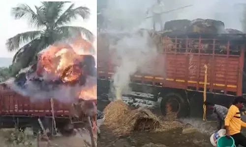 ಹನೂರು : ವಿದ್ಯುತ್ ತಂತಿ ತಗುಲಿ ಬೆಂಕಿ ಆಕಸ್ಮಿಕ; ಲಾರಿಯಲ್ಲಿ ಸಾಗಿಸುತ್ತಿದ್ದ ಮೇವು ಸಂಪೂರ್ಣ ಭಸ್ಮ