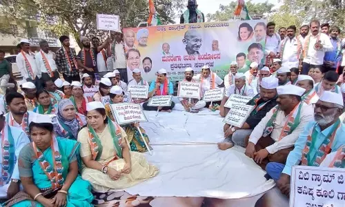 ರಾಯಚೂರು | ವಿಬಿ-ಜಿ ರಾಮ್ ಜಿ ಕಾಯ್ದೆ ರದ್ದತಿಗೆ ಆಗ್ರಹಿಸಿ ಕಾಂಗ್ರೆಸ್‌ನಿಂದ ಬೃಹತ್ ಧರಣಿ ಸತ್ಯಾಗ್ರಹ