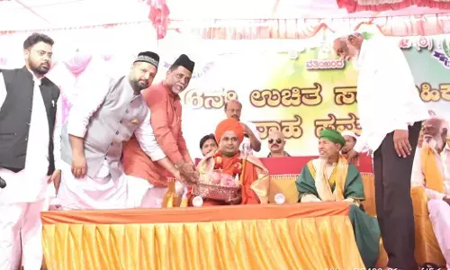 ವಿಜಯನಗರ | ಸಮಾಜಮುಖಿ ಕಾರ್ಯಗಳಲ್ಲಿ ಅಂಜುಮನ್ ಕಮಿಟಿ ಮಾದರಿ : ಕೊಟ್ಟೂರು ಸ್ವಾಮೀಜಿ