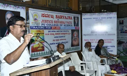 ಕಲಬುರಗಿ | ಶಿಕ್ಷಣದಿಂದ ಎಲ್ಲ ಕ್ಷೇತ್ರಗಳ ಬಡತನ ನಿವಾರಣೆ : ಪ್ರೊ.ಚೆನ್ನಾರೆಡ್ಡಿ ಪಾಟೀಲ್‌