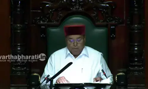 ಜಂಟಿ ಅಧಿವೇಶನ :  ಒಂದೇ ಸಾಲಿನಲ್ಲಿ ಭಾಷಣ ಮುಗಿಸಿ ಹೊರ ನಡೆದ ರಾಜ್ಯಪಾಲರು