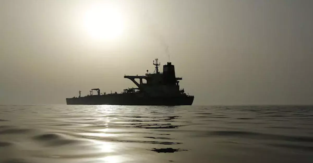 ಮೆಡಿಟರೇನಿಯನ್ ಸಮುದ್ರದಲ್ಲಿ ರಶ್ಯದಿಂದ ಬರುತ್ತಿದ್ದ ತೈಲ ಟ್ಯಾಂಕರ್ ವಶಕ್ಕೆ ಪಡೆದ ಫ್ರಾನ್ಸ್ ನೌಕಾಪಡೆ ಮೆಡಿಟರೇನಿಯನ್ ಸಮುದ್ರದಲ್ಲಿ ರಶ್ಯದಿಂದ ಬರುತ್ತಿದ್ದ ತೈಲ ಟ್ಯಾಂಕರ್ ವಶಕ್ಕೆ ಪಡೆದ ಫ್ರಾನ್ಸ್ ನೌಕಾಪಡೆ