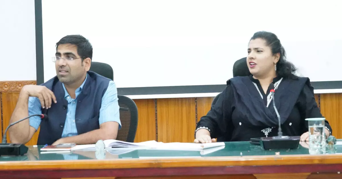 ಕಲಬುರಗಿಯಲ್ಲಿ ಶೇ.100ರಷ್ಟು ಫಲಿತಾಂಶ ಬರುವಂತೆ ಶ್ರಮ ವಹಿಸಿ : ಬಿ.ಫೌಝಿಯಾ ತರನ್ನುಮ್ ಕಲಬುರಗಿಯಲ್ಲಿ ಶೇ.100ರಷ್ಟು ಫಲಿತಾಂಶ ಬರುವಂತೆ ಶ್ರಮ ವಹಿಸಿ : ಬಿ.ಫೌಝಿಯಾ ತರನ್ನುಮ್