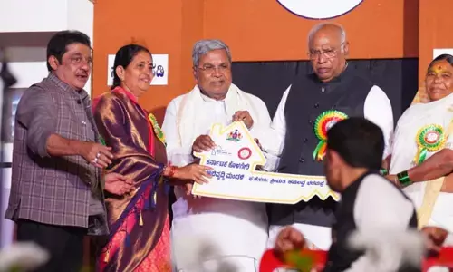 ನಮ್ಮ ಗ್ಯಾರಂಟಿ ಯೋಜನೆಗಳು ಇರುವುದೇ ಬಡವರನ್ನು ಮುಖ್ಯವಾಹಿನಿಗೆ ತರಲು: ಸಿ.ಎಂ.ಸಿದ್ದರಾಮಯ್ಯ