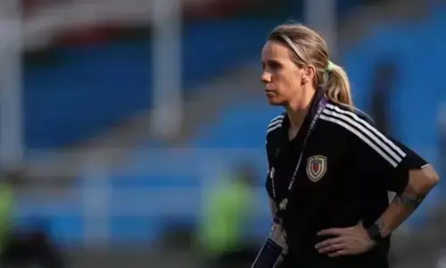 ಪಮೇಲಾ ಕೊಂಟಿ U17 ಮಹಿಳಾ ಫುಟ್ಬಾಲ್ ತಂಡದ ಪ್ರಧಾನ ಕೋಚ್