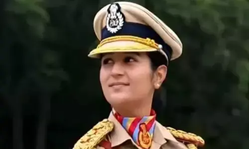 ಸರ್ವ ಪುರುಷರ CRPF ತುಕಡಿಯ ನೇತೃತ್ವ ವಹಿಸಿದ ಮಹಿಳಾ ಅಧಿಕಾರಿ ಸಿಮ್ರಾನ್ ಬಾಲಾ