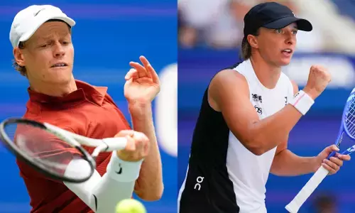 Australian Open | ಹಾಲಿ ಚಾಂಪಿಯನ್ ಜನ್ನಿಕ್ ಸಿನ್ನರ್, ಇಗಾ ಸ್ವಿಯಾಟೆಕ್ ಕ್ವಾರ್ಟರ್ ಫೈನಲ್‌ ಗೆ