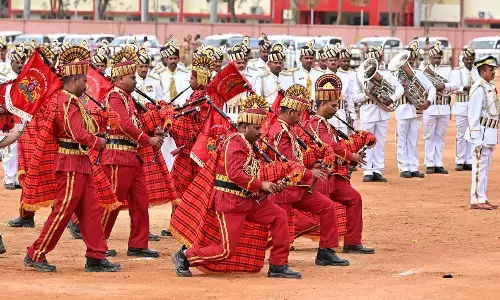 PHOTOS | ಮಾಣಿಕ್ ಷಾ ಪರೇಡ್ ಮೈದಾನದಲ್ಲಿ ಅದ್ಧೂರಿ ಗಣರಾಜ್ಯೋತ್ಸವ