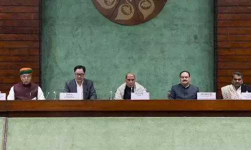 ಸರ್ವಪಕ್ಷ ಸಭೆ| ಬಜೆಟ್ ಅಧಿವೇಶನದಲ್ಲಿ ಎಸ್‌ಐಆರ್, ಜಿರಾಮ್‌ಜಿ, ಯುಜಿಸಿ ಕುರಿತು ವಿಸ್ತೃತ ಚರ್ಚೆಗೆ ಪ್ರತಿಪಕ್ಷಗಳ ಆಗ್ರಹ