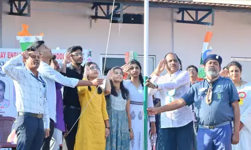 ಕಂಪ್ಲಿ | ಬ್ರೈಟ್‌ವೇ ಶಾಲೆಯಲ್ಲಿ ಗಣರಾಜ್ಯೋತ್ಸವ ಆಚರಣೆ