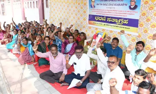 ಕಲಬುರಗಿ | 5 ತಿಂಗಳ ಬಾಕಿ ವೇತನ ಪಾವತಿಗೆ ಒತ್ತಾಯಿಸಿ ಪ್ರತಿಭಟನೆ