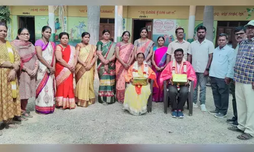 ಸೇಡಂ | ಫುಲೆ ದಂಪತಿ ಪ್ರಶಸ್ತಿ ಪುರಸ್ಕೃತರಿಗೆ ಶಾಲಾ ಶಿಕ್ಷಕರಿಂದ ಸನ್ಮಾನ