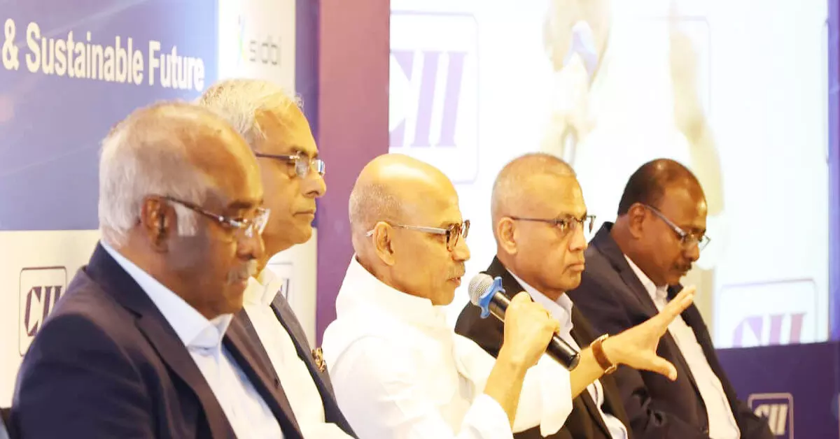 ಪ್ರತಿಭಾವಂತ ಉದ್ಯೋಗಿಗಳಿಗೆ ಸೂಕ್ತ ವೇತನ ನೀಡಿ ಉಳಿಸಿಕೊಳ್ಳಲು ಮುಂದಾಗಬೇಕು : ಡಾ.ಶರಣಪ್ರಕಾಶ ಪಾಟೀಲ್ ಪ್ರತಿಭಾವಂತ ಉದ್ಯೋಗಿಗಳಿಗೆ ಸೂಕ್ತ ವೇತನ ನೀಡಿ ಉಳಿಸಿಕೊಳ್ಳಲು ಮುಂದಾಗಬೇಕು : ಡಾ.ಶರಣಪ್ರಕಾಶ ಪಾಟೀಲ್