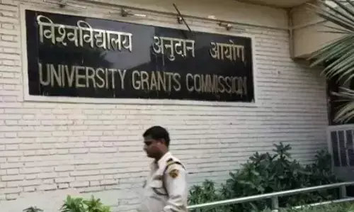 ಸಂಪಾದಕೀಯ | ಯುಜಿಸಿ ನಿಯಮಾವಳಿಗೆ ತಡೆ: ಕೊಟ್ಟಂತೆ ಮಾಡಿ ಕಿತ್ತುಕೊಳ್ಳುವ ಹುನ್ನಾರ!