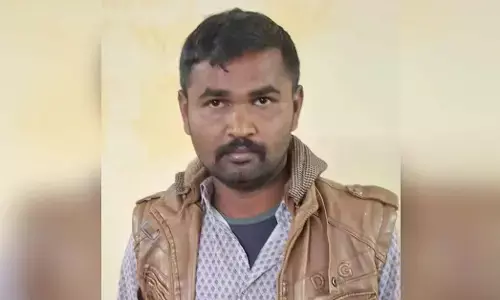 ಜೈಸಲ್ಮೇರ್: ಹನಿಟ್ರ್ಯಾಪ್‌ಗೆ ಸಿಲುಕಿ ಪಾಕಿಸ್ತಾನಕ್ಕೆ ಸೂಕ್ಷ್ಮಮಾಹಿತಿ ಕಳುಹಿಸುತ್ತಿದ್ದ ಇ-ಮಿತ್ರ ಅಧಿಕಾರಿ ಝಬರಾರಾಮ್ ಬಂಧನ