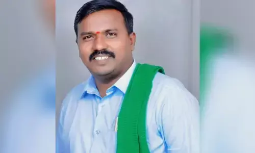 ಕೇಂದ್ರ ಬಜೆಟ್‌ನಲ್ಲಿ ರೈತರ ನಿರೀಕ್ಷೆಗಳಿಗೆ ನಿರಾಸೆ: ಮಹಾಂತೇಶ್ ಜಮಾದಾರ್