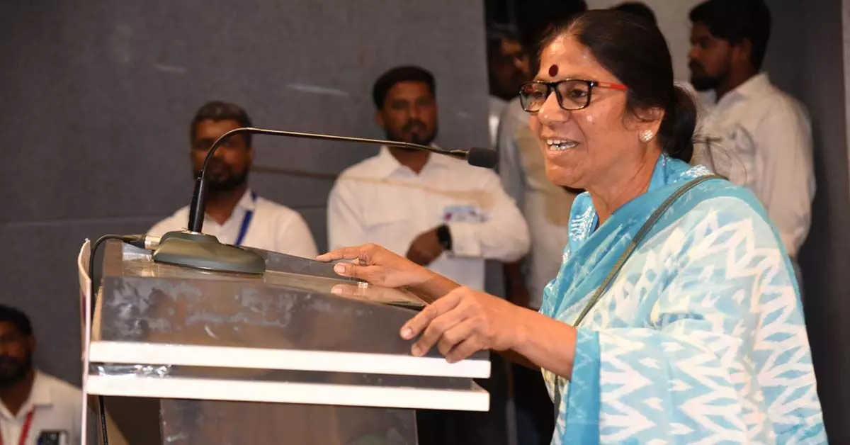 ಕೇಂದ್ರದ ಬಜೆಟ್ ಸಂಪೂರ್ಣ ಜನವಿರೋಧಿ: ಕೆ.ನೀಲಾ